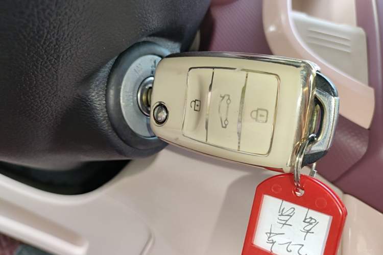 Used CHANGAN Benni E-Star 2021 National Edition Colorful Version Lithium Iron Phosphate (31.86 kWh) Vehicle Key