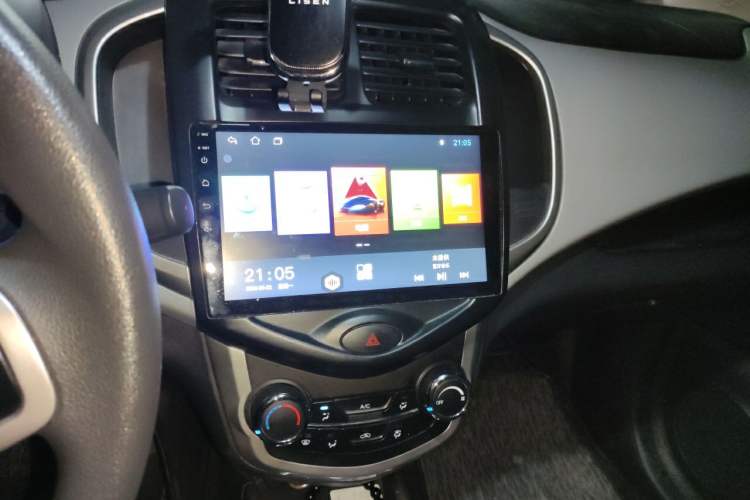 Used CHANGAN Benni E-Star 2021 National Edition Xin Yue Version Lithium Iron Phosphate (31.86 kWh) Audio And AC Panel