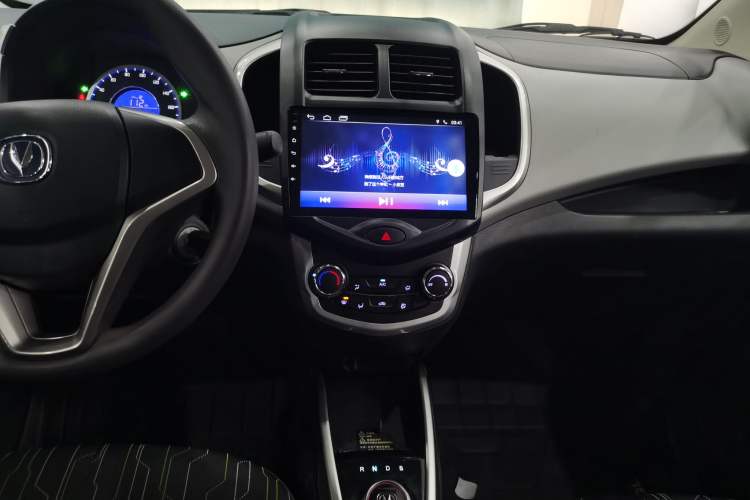 Used CHANGAN Benni E-Star 2021 National Edition Xin Yue Version Lithium Iron Phosphate (31.95 kWh) Audio And AC Panel