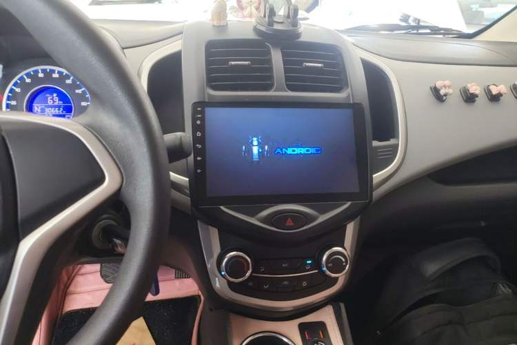 Used CHANGAN Benni E-Star 2021 National Edition Xin Yue Version (Fast-Charging Edition) Lithium Iron Phosphate (31.18 kWh) Audio And AC Panel