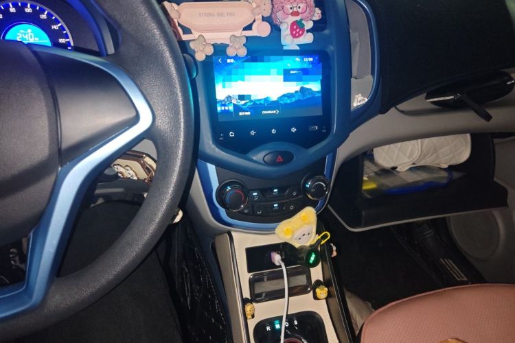 Used CHANGAN Benni E-Star 2021 National Edition Colorful Version Lithium Iron Phosphate (31.86 kWh) Audio And AC Panel