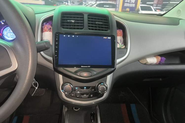Used CHANGAN Benni E-Star 2021 National Edition Xinyue Version (Fast-Charging Edition) Lithium NMC Audio And AC Panel