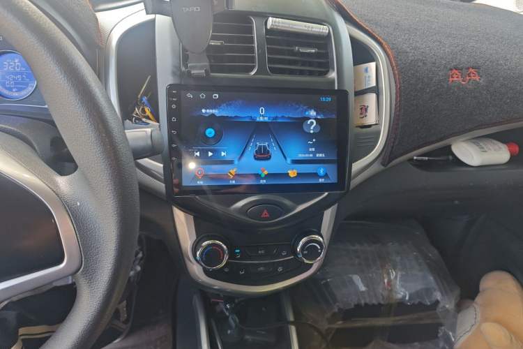 Used CHANGAN Benni E-Star 2021 National Edition Xin Yue Version Lithium Iron Phosphate (31.86 kWh) Audio And AC Panel