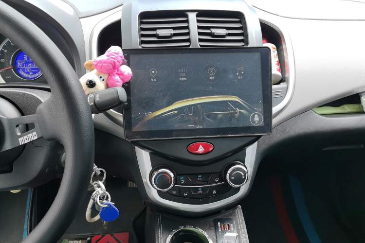 Used CHANGAN Benni E-Star 2021 National Edition Xin Yue Version (Fast-Charging Edition) Lithium Iron Phosphate (31.18 kWh) Audio And AC Panel