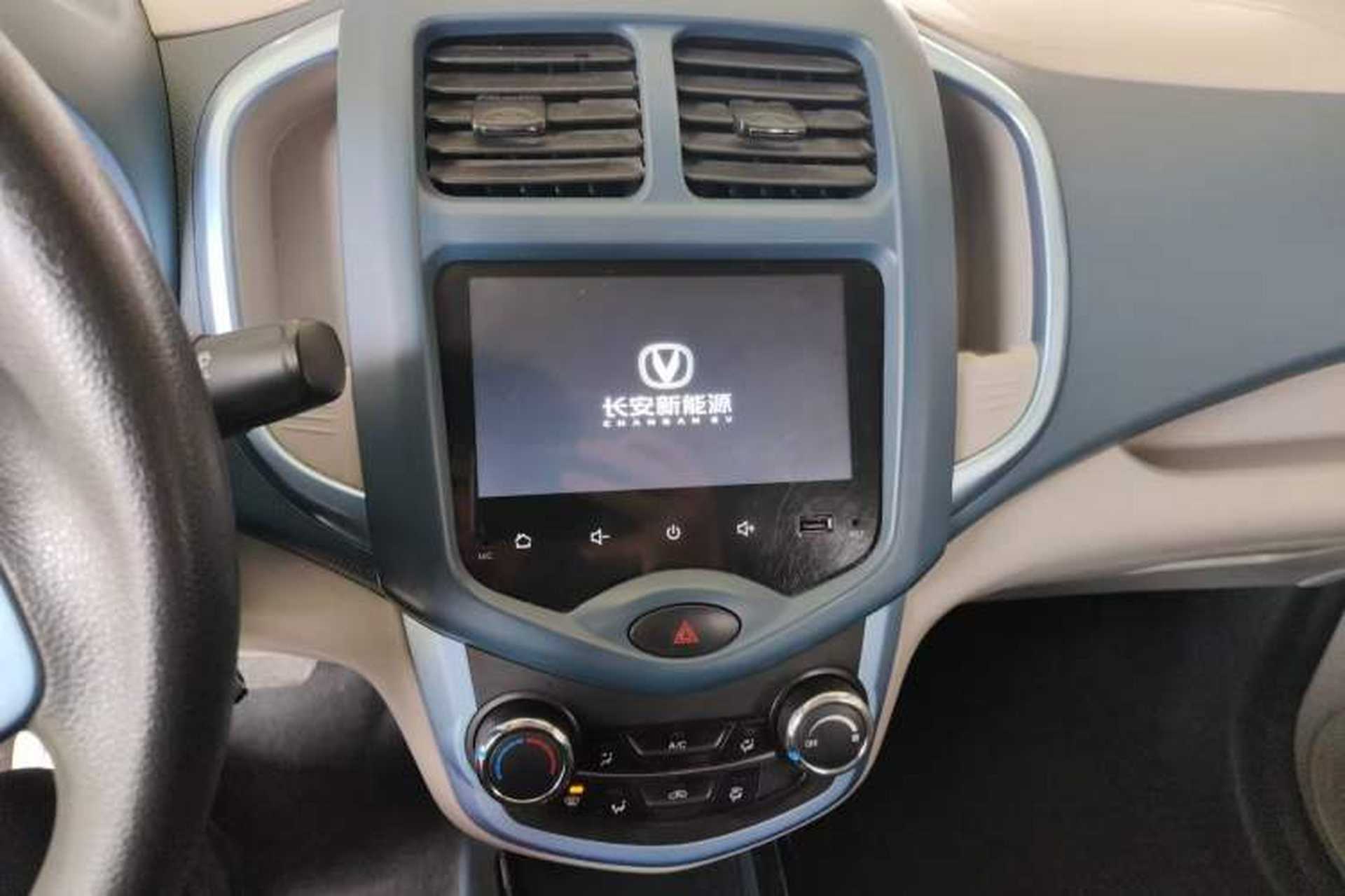Used CHANGAN Benni E-Star 2021 National Edition XinYi Edition Lithium Iron Phosphate (31.86 kWh) Audio And AC Panel