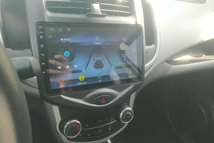 Used CHANGAN Benni E-Star 2021 National Edition Xin Yue Version Lithium Iron Phosphate (31.86 kWh) Audio And AC Panel