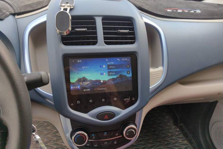 Used CHANGAN Benni E-Star 2021 National Edition Colorful Version Lithium Iron Phosphate (31.86 kWh) Audio And AC Panel