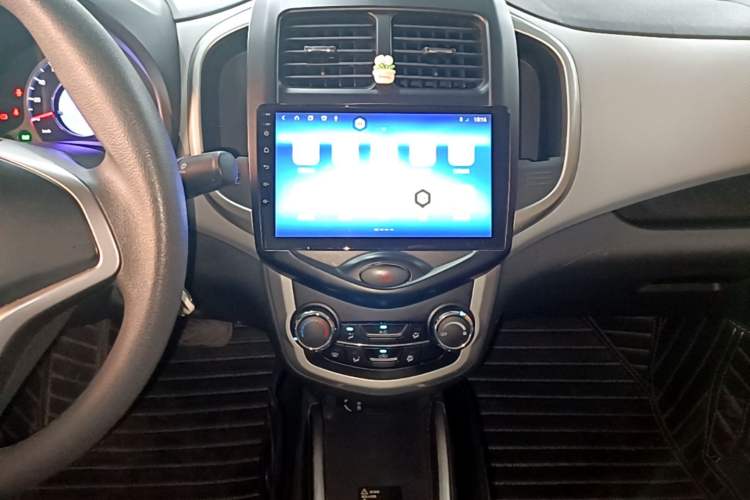 Used CHANGAN Benni E-Star 2021 National Edition Xin Yue Version (Fast-Charging Edition) Lithium Iron Phosphate (31.18 kWh) Audio And AC Panel