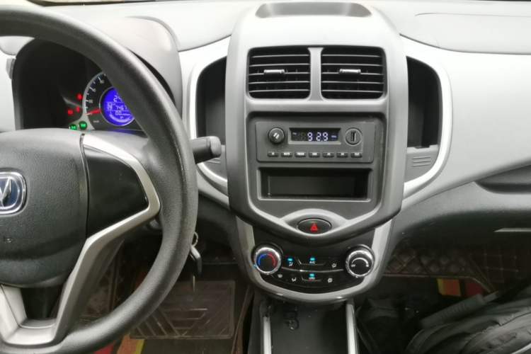 Used CHANGAN Benni E-Star 2021 National Edition Xin Yue Version Lithium Iron Phosphate (31.18 kWh) Audio And AC Panel