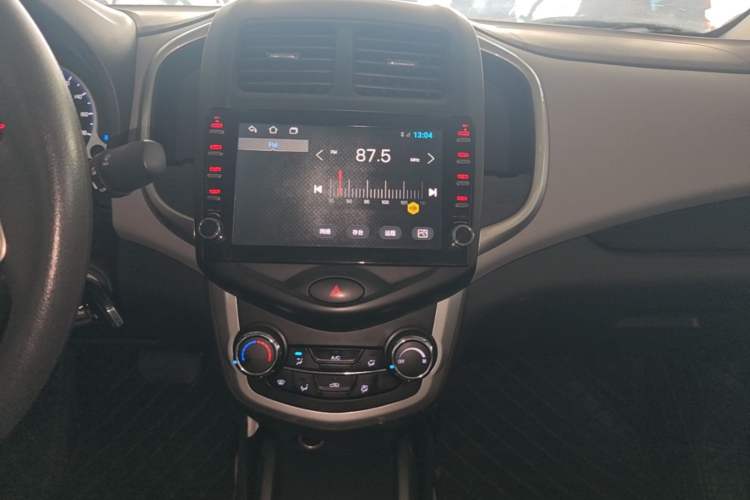 Used CHANGAN Benni E-Star 2021 National Edition Xin Yue Version (Fast-Charging Edition) Lithium Iron Phosphate (31.18 kWh) Audio And AC Panel