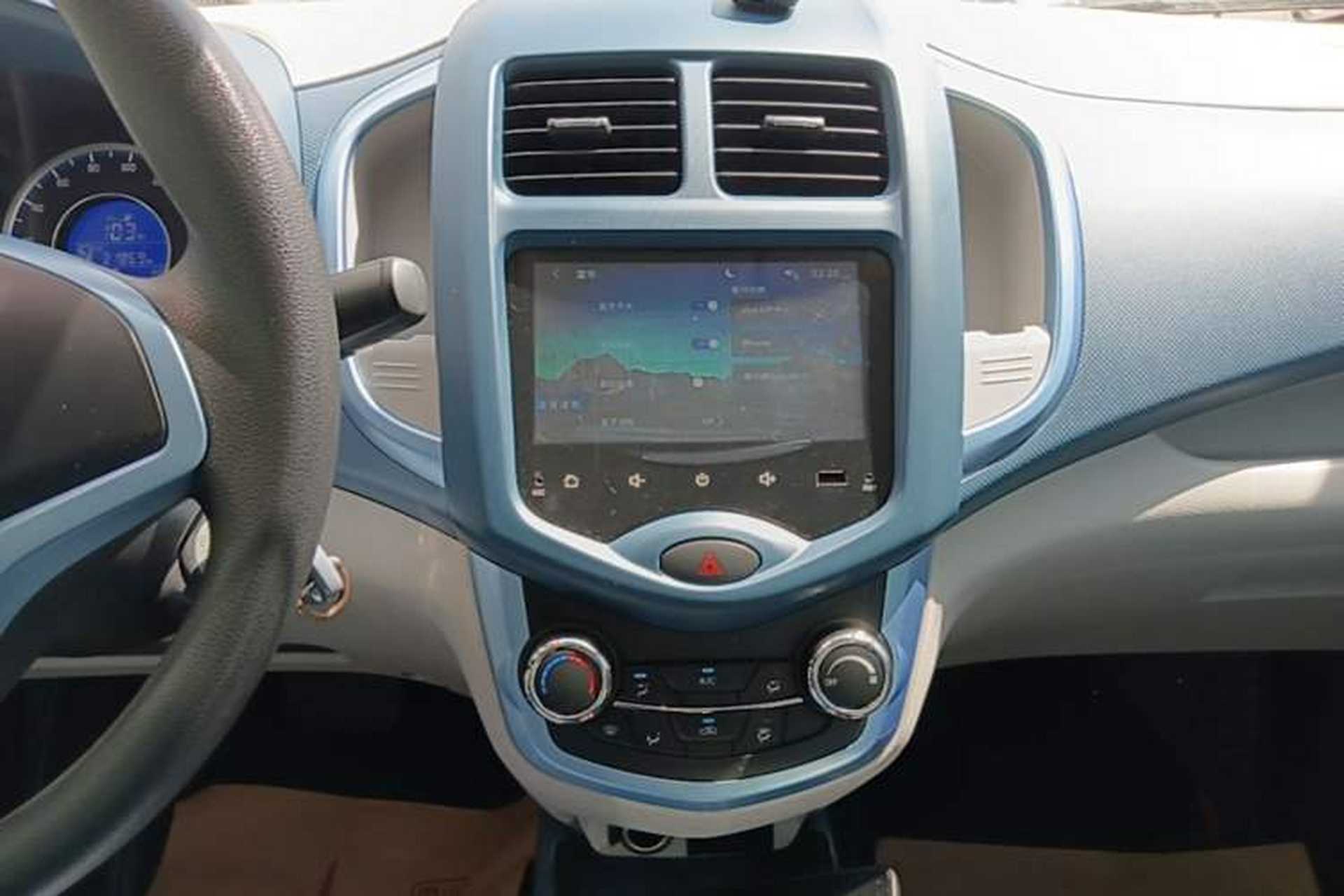 Used CHANGAN Benni E-Star 2021 National Edition XinYi Edition Lithium Iron Phosphate (31.86 kWh) Audio And AC Panel