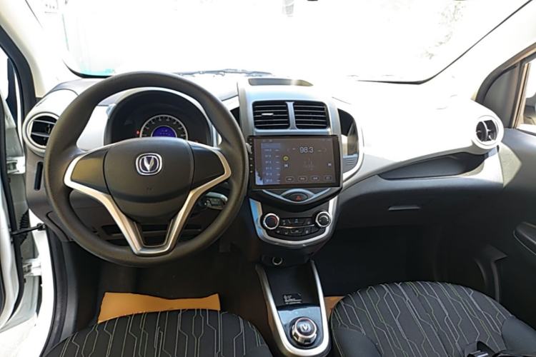Used CHANGAN Benni E-Star 2021 National Edition Xin Yue Version Lithium Iron Phosphate (31.95 kWh) Center Console
