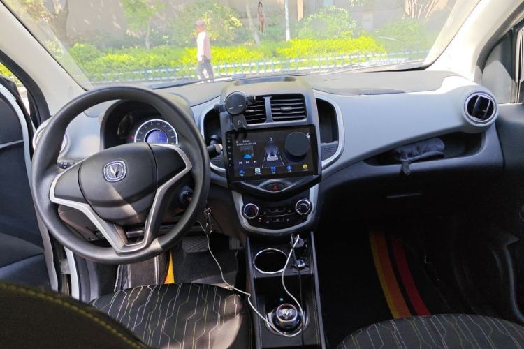 Used CHANGAN Benni E-Star 2021 National Edition Xinyue Version (Fast-Charging Edition) Lithium NMC Center Console