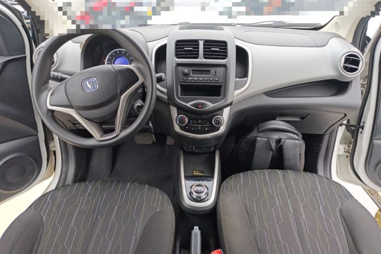 Used CHANGAN Benni E-Star 2021 National Edition Xin Yue Version Lithium Iron Phosphate (31.86 kWh) Center Console