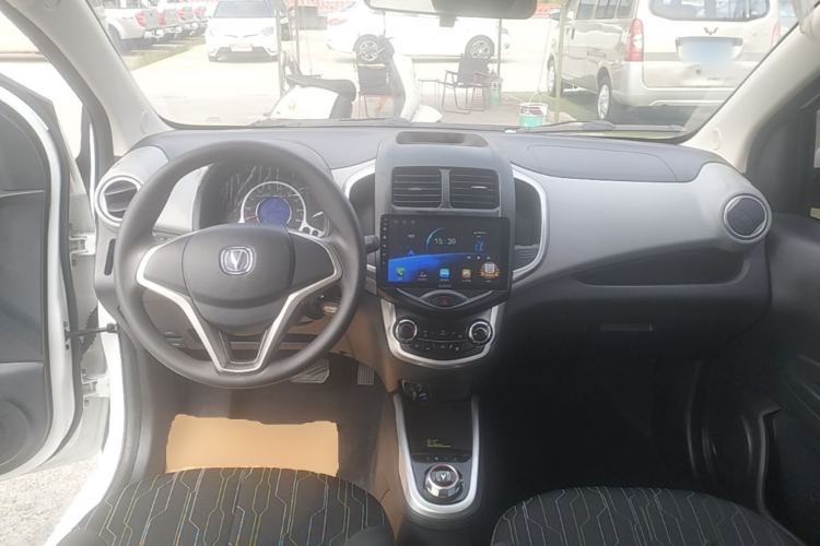 Used CHANGAN Benni E-Star 2021 National Edition Xin Yue Version Lithium Iron Phosphate (31.86 kWh) Center Console