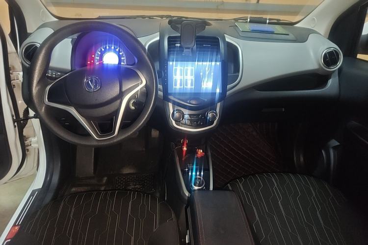 Used CHANGAN Benni E-Star 2021 National Edition Xinyue Version (Fast-Charging Edition) Lithium NMC Center Console