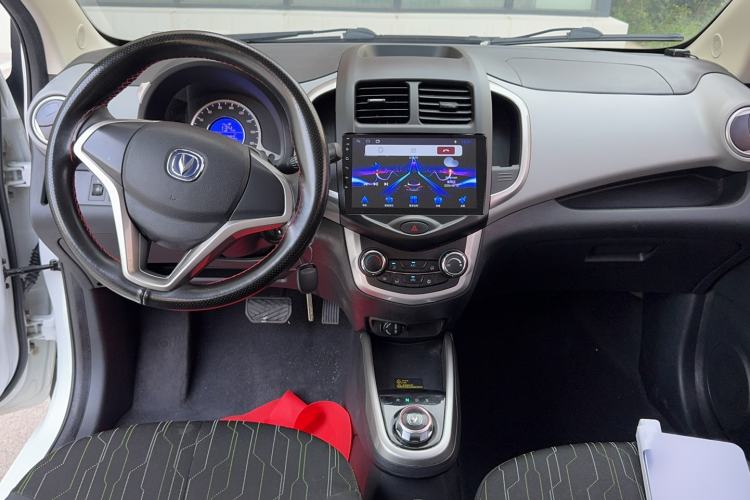 Used CHANGAN Benni E-Star 2021 National Edition Xin Yue Version Lithium Iron Phosphate (31.86 kWh) Center Console