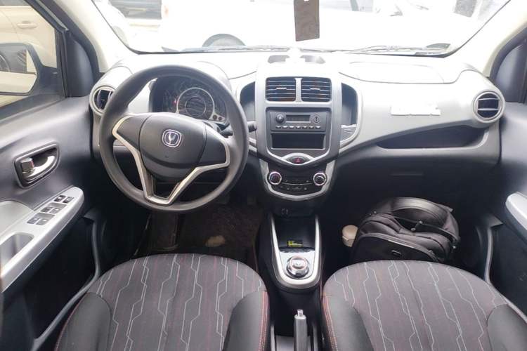 Used CHANGAN Benni E-Star 2021 National Edition Xinyue Version (Fast-Charging Edition) Lithium NMC Center Console
