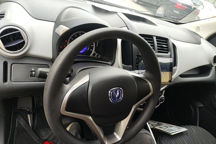 Used CHANGAN Benni E-Star 2021 National Edition Xin Yue Version Lithium Iron Phosphate (31.18 kWh) Center Console