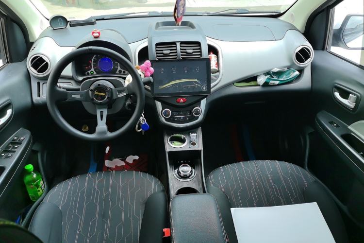 Used CHANGAN Benni E-Star 2021 National Edition Xin Yue Version (Fast-Charging Edition) Lithium Iron Phosphate (31.18 kWh) Center Console