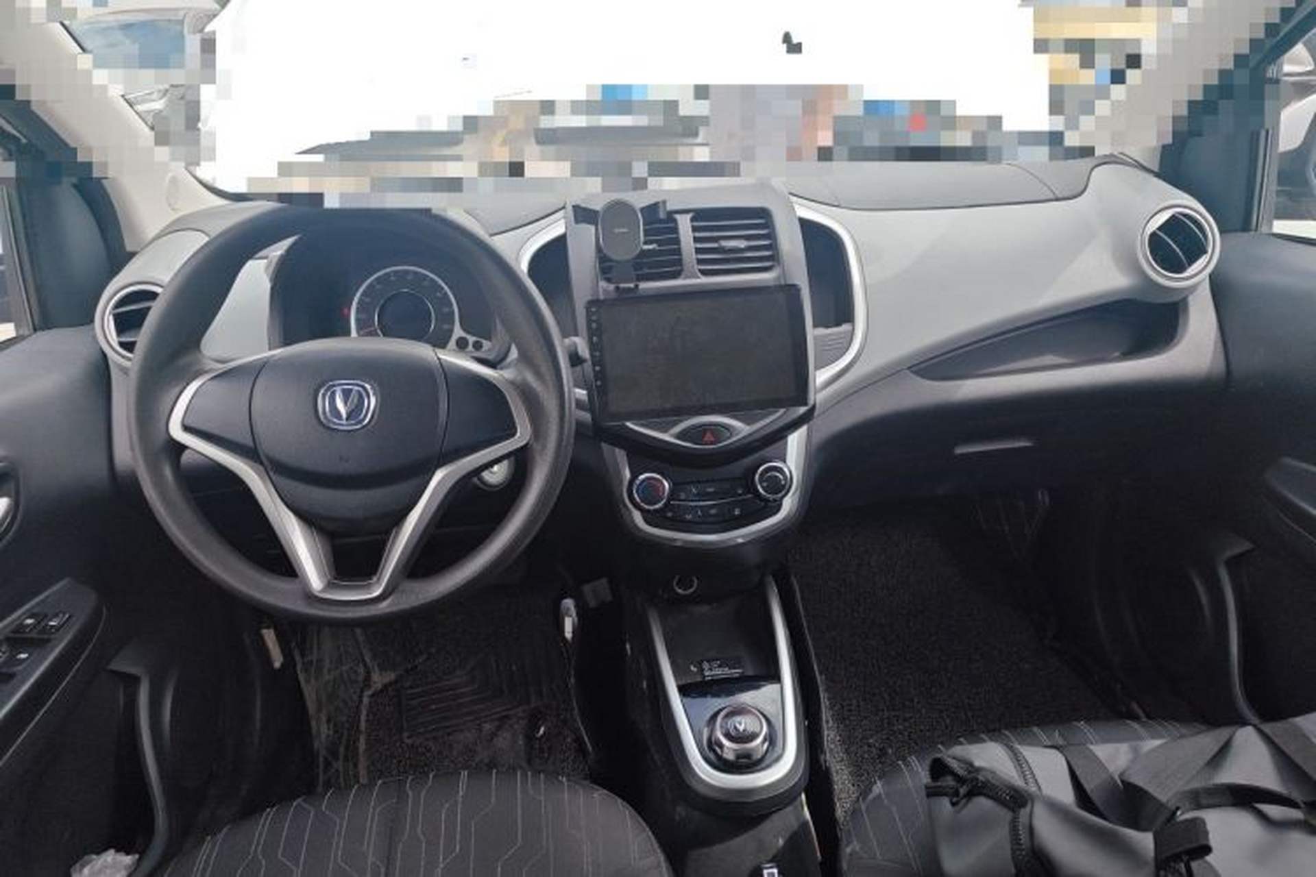 Used CHANGAN Benni E-Star 2021 National Edition Xin Yue Version Lithium Iron Phosphate (31.18 kWh) Center Console