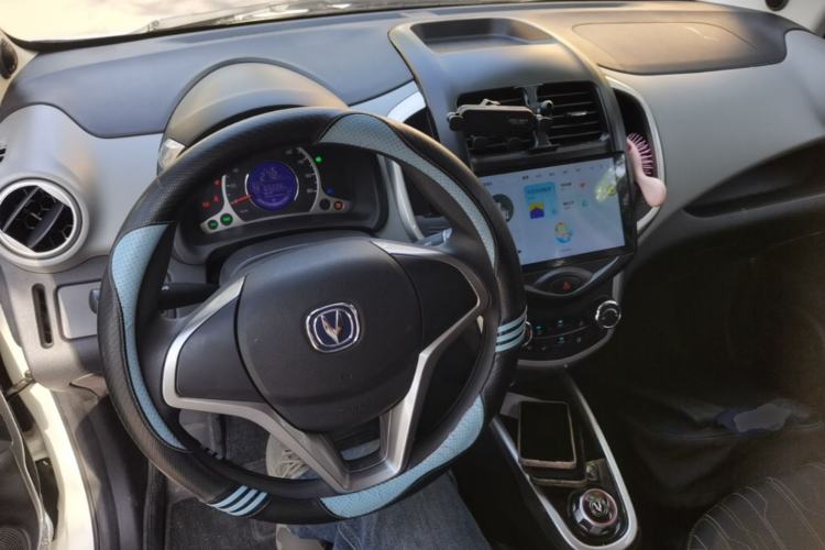 Used CHANGAN Benni E-Star 2021 National Edition Xinyi Edition Lithium-Ion Battery Center Console