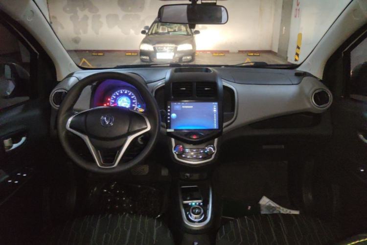 Used CHANGAN Benni E-Star 2021 National Edition Xin Yue Version Lithium Iron Phosphate (31.86 kWh) Center Console