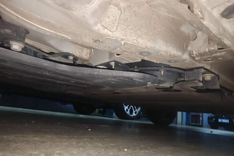 Used CHANGAN Benni E-Star 2021 National Edition Xinyue Version (Fast-Charging Edition) Lithium NMC Chassis Front Left