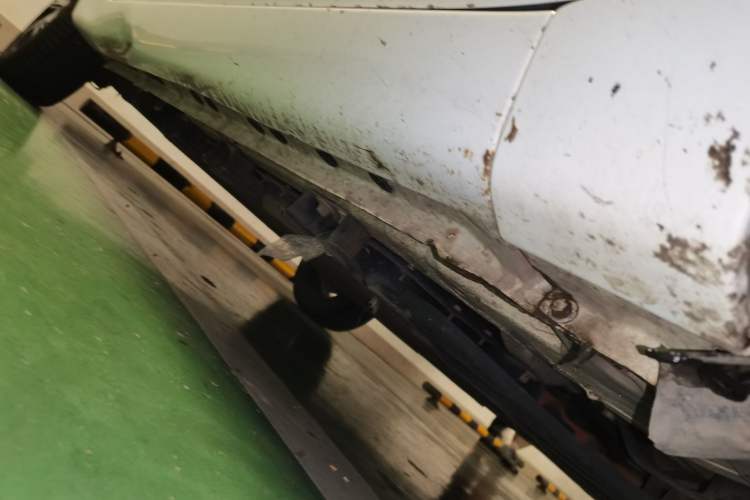 Used CHANGAN Benni E-Star 2021 National Edition Xin Yue Version Lithium-Ion Battery Chassis Front Right
