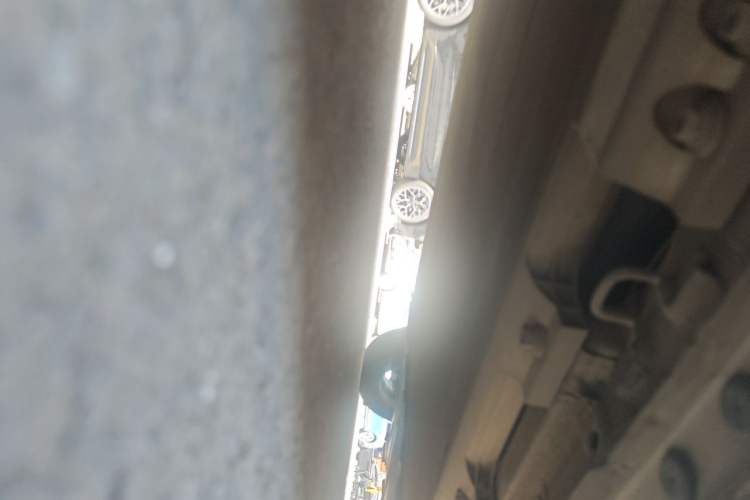 Used CHANGAN Benni E-Star 2021 National Edition Colorful Version Lithium Iron Phosphate (31.95 kWh) Chassis Rear Right