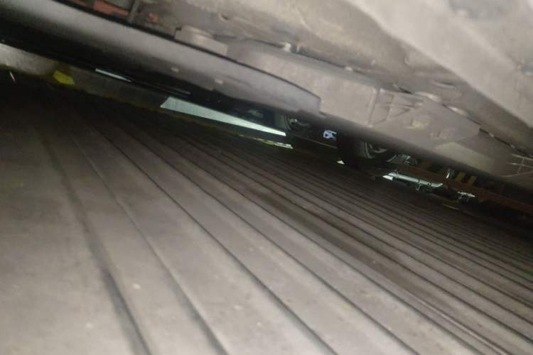 Used CHANGAN Benni E-Star 2021 National Edition Colorful Version Lithium Iron Phosphate (31.18 kWh) Chassis Rear Right