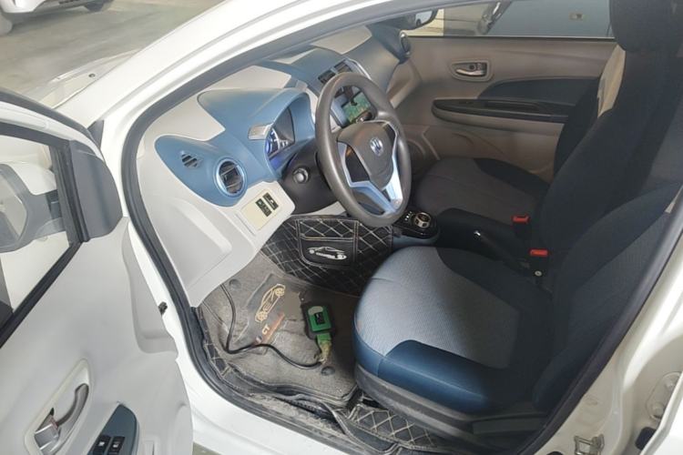 Used CHANGAN Benni E-Star 2021 National Edition Colorful Version Lithium Iron Phosphate (31.95 kWh) Driver Seat