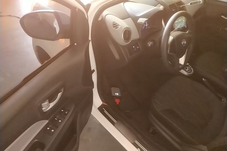 Used CHANGAN Benni E-Star 2021 National Edition Xinyue Version (Fast-Charging Edition) Lithium NMC Driver Seat