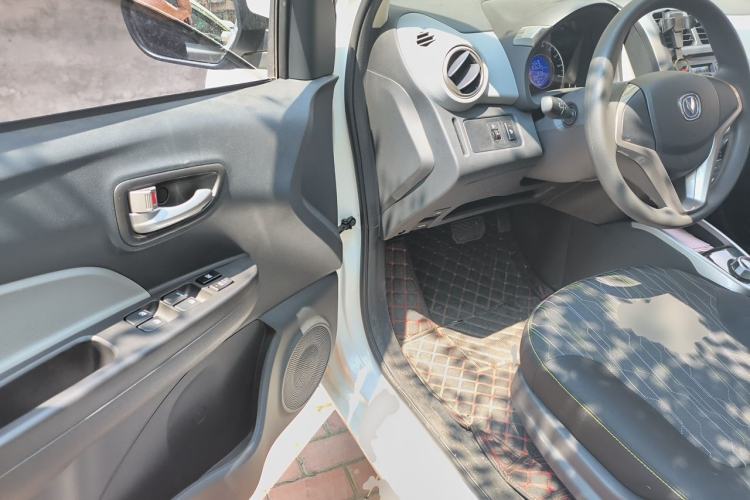 Used CHANGAN Benni E-Star 2021 National Edition Xinyue Version (Fast-Charging Edition) Lithium NMC Driver Seat