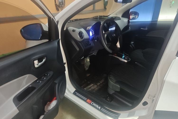 Used CHANGAN Benni E-Star 2021 National Edition Xinyue Version (Fast-Charging Edition) Lithium NMC Driver Seat