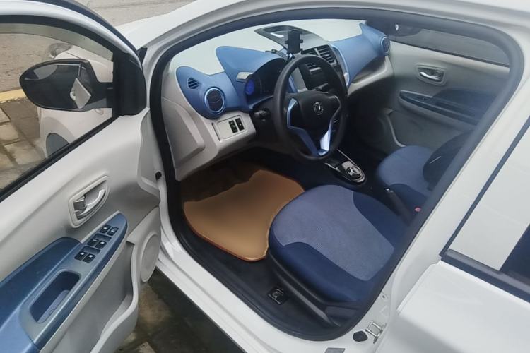 Used CHANGAN Benni E-Star 2021 National Edition Colorful Version Lithium Iron Phosphate (31.86 kWh) Driver Seat