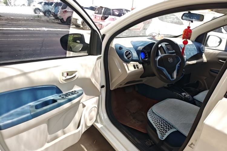 Used CHANGAN Benni E-Star 2021 National Edition Colorful Version Lithium Iron Phosphate (31.86 kWh) Driver Seat