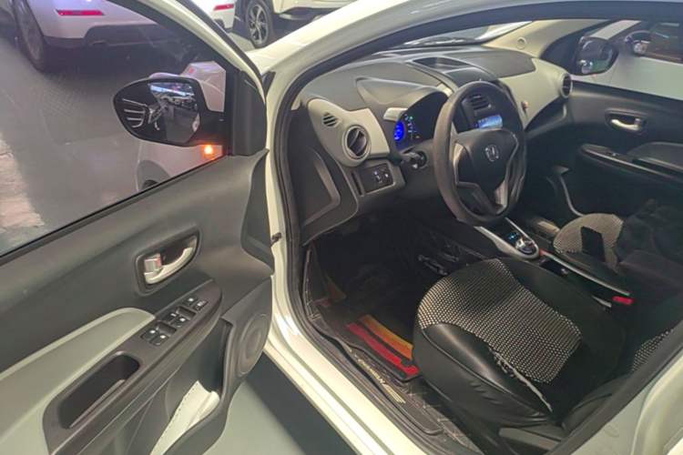 Used CHANGAN Benni E-Star 2021 National Edition Xin Yue Version (Fast-Charging Edition) Lithium Iron Phosphate (31.18 kWh) Driver Seat