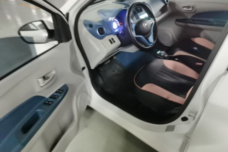 Used CHANGAN Benni E-Star 2021 National Edition Colorful Version Lithium Iron Phosphate (31.86 kWh) Driver Seat