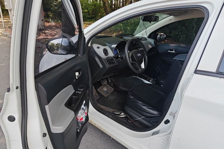 Used CHANGAN Benni E-Star 2021 National Edition Xinyue Version (Fast-Charging Edition) Lithium NMC Driver Seat