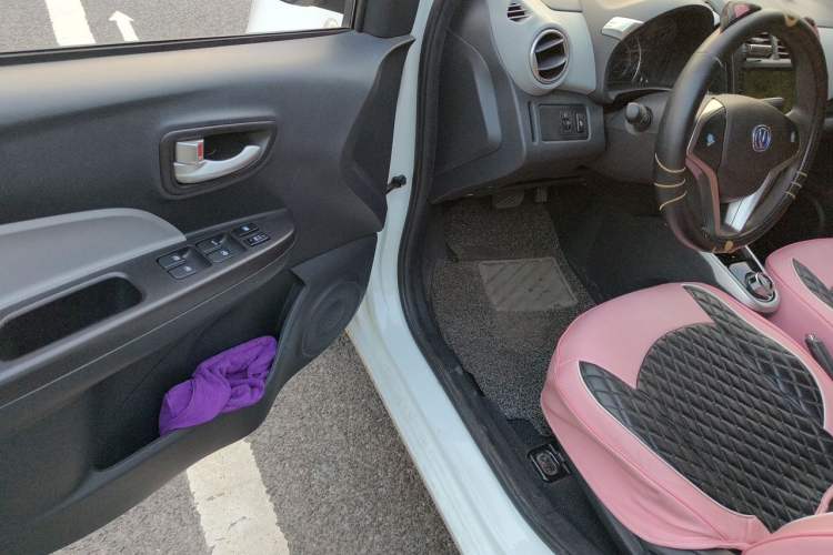 Used CHANGAN Benni E-Star 2021 National Edition Xin Yue Version Lithium Iron Phosphate (31.95 kWh) Driver Seat