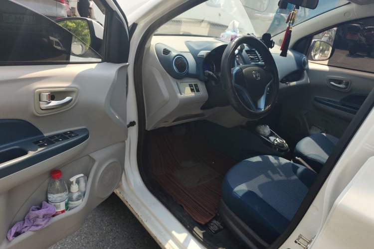 Used CHANGAN Benni E-Star 2021 National Edition Colorful Version Lithium Iron Phosphate (31.18 kWh) Driver Seat