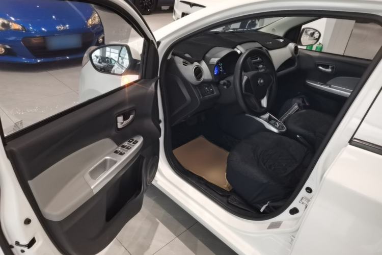 Used CHANGAN Benni E-Star 2021 National Edition Xinyue Version (Fast-Charging Edition) Lithium NMC Driver Seat
