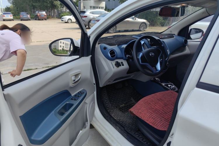 Used CHANGAN Benni E-Star 2021 National Edition Colorful Version Lithium Iron Phosphate (31.86 kWh) Driver Seat