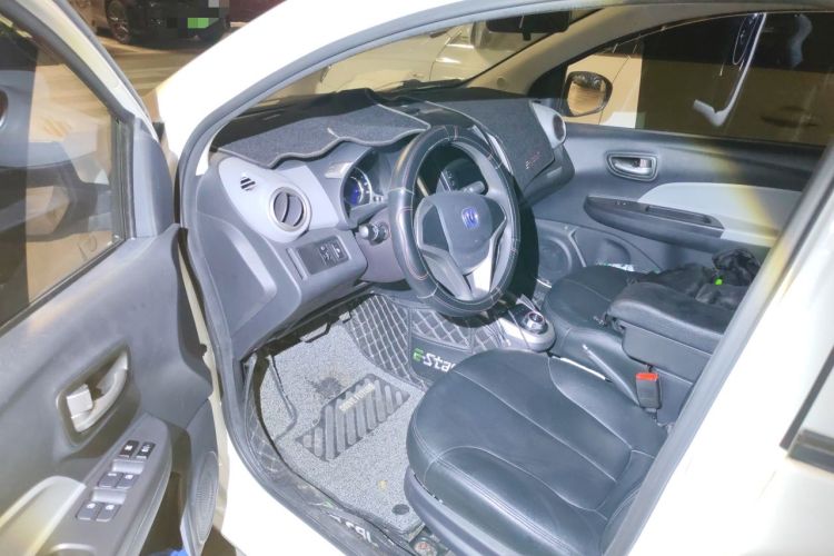Used CHANGAN Benni E-Star 2021 National Edition Xin Yue Version (Fast-Charging Edition) Lithium Iron Phosphate (31.18 kWh) Driver Seat
