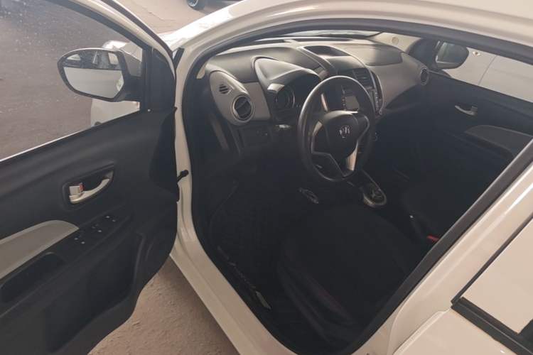 Used CHANGAN Benni E-Star 2021 National Edition Xin Yue Version (Fast-Charging Edition) Lithium Iron Phosphate (31.18 kWh) Driver Seat