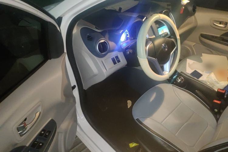 Used CHANGAN Benni E-Star 2021 National Edition Colorful Version Lithium Iron Phosphate (31.18 kWh) Driver Seat