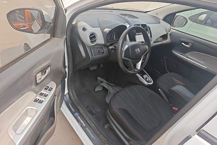 Used CHANGAN Benni E-Star 2021 National Edition Xinyue Version (Fast-Charging Edition) Lithium NMC Driver Seat