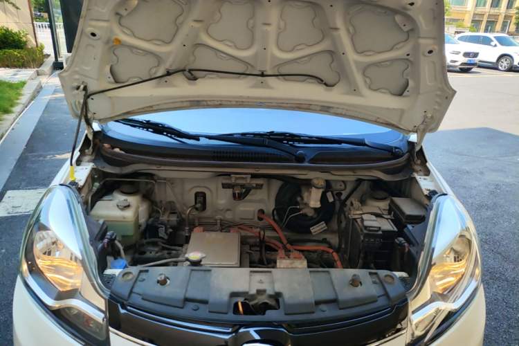 Used CHANGAN Benni E-Star 2021 National Edition Xin Yue Version Lithium-Ion Battery Engine Bay
