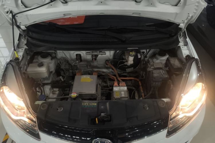 Used CHANGAN Benni E-Star 2021 National Edition Xin Yue Version Lithium-Ion Battery Engine Bay